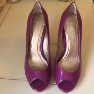 BCBG purple shoes size 7.5